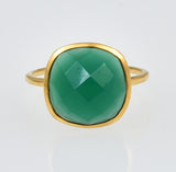 Square stone ring with green onyx, moon stone - grön onyx, månsten, ring - Uma Collection - 50% REA