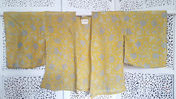 Uma kimono topp #15 - one size, passar S - L - Betty & Uma Upcycled Collection