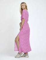 mbyM Semira dress, Adita Print Blue - duvblå - sista storleken L - 50% REA