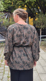 Uma lång kimonotopp #2 - one size, passar S - XL - Betty & Uma Upcycled Collection