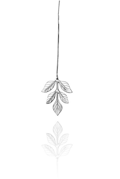Bohemia Fern Earring on Chain in Silver or Goldplated silver