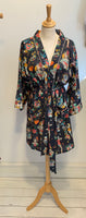 BETTY & UMA UPCYCLED COLLECTION - Kimono Frida Kahlo i olika färger - 50% REA