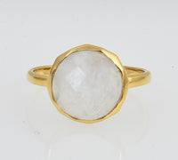 Ring med månsten  - Betty & Uma Collection